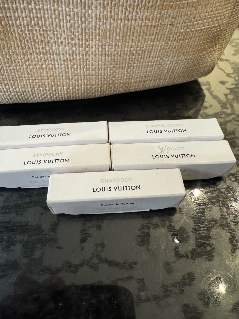 Louis Vuitton Women's Fragrance Sample Set - Assorted - Picture 2 of 3